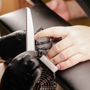 Мужской маникюр